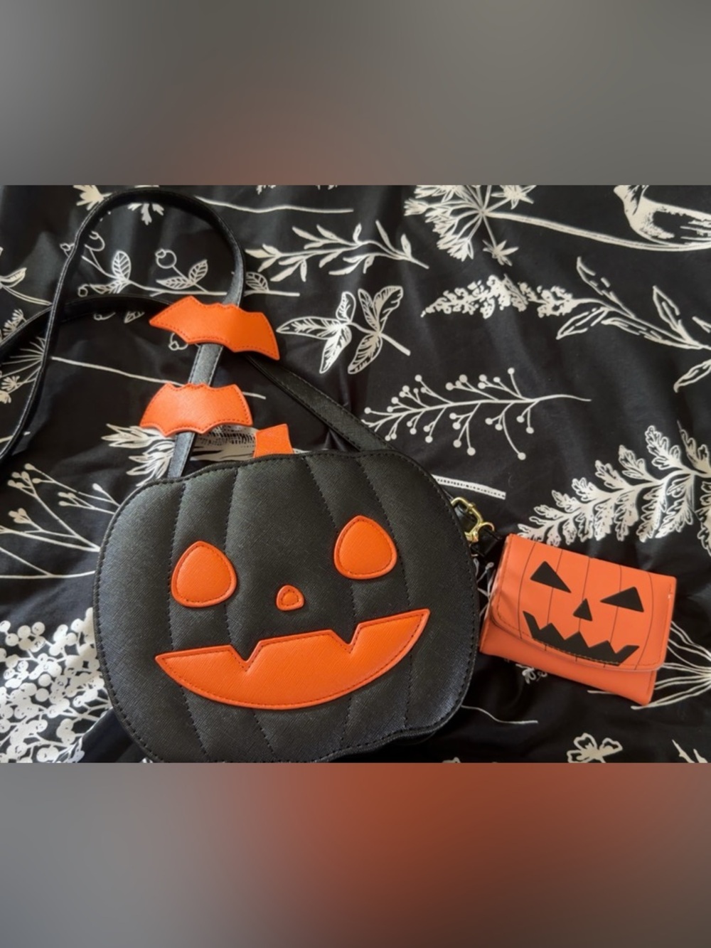 Black and Orange Pumpkin Crossbody Bag - Cute Halloween Purse
